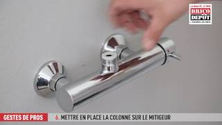 Comment fixer une colonne de douche [upl. by Akimot]