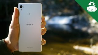 Sony Xperia Z5 Review [upl. by Gonagle899]